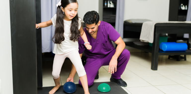 Physiotherapy in Burmee Colony – Best Home Physio Services | Dr. Rizwan
