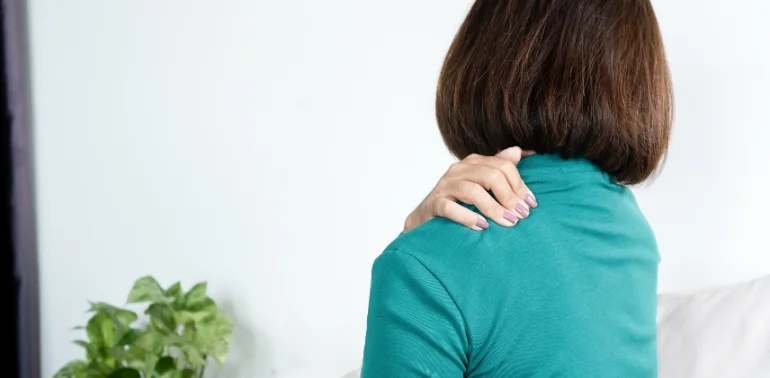 Physiotherapist providing shoulder instability physiotherapy treatment at home in Karachi